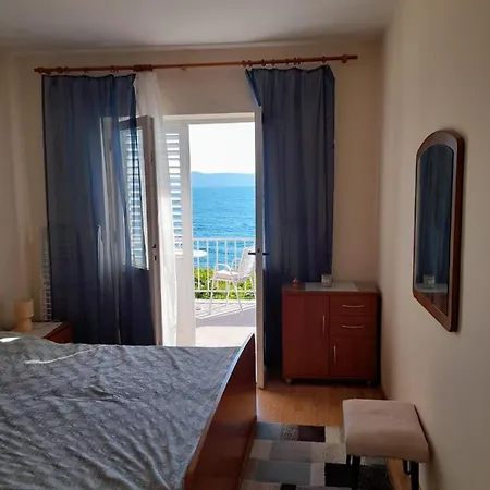 Apartamento Beachfront Caklje