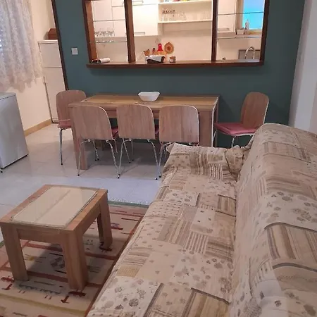 Apartamento Beachfront Caklje *