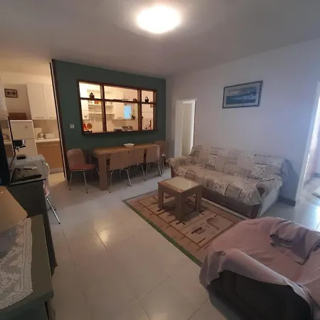 Apartamento Beachfront Caklje Podgora (Split-Dalmatia)