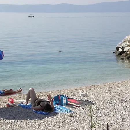 Beachfront Caklje Podgora (Split-Dalmatia)