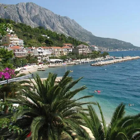 Beachfront Caklje